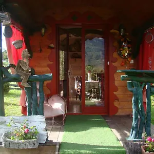  Ferienhaus Les Patins A Roulottes Frankreich