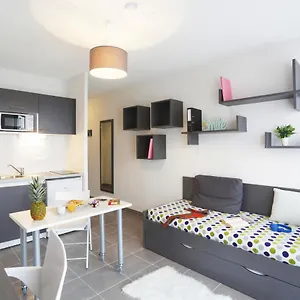 Otel Nemea Aix Campus 2, Aix-en-Provence