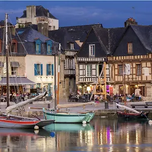  Apartment Coup De Coeur Sur Le Port De St Goustan, Tres Bel Avec Terrasse Frankreich