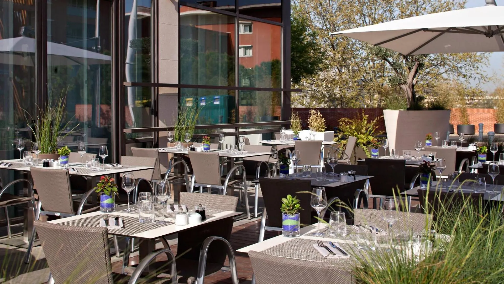 Renaissance Aix-en-Provence Hotel 5*,  France